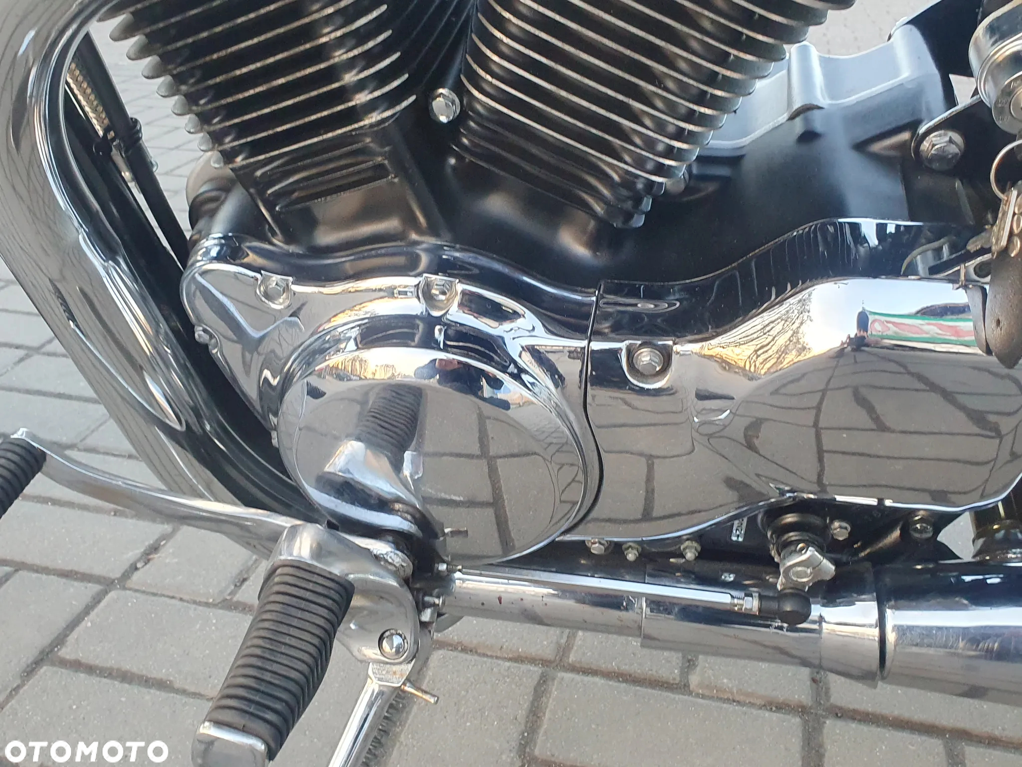 Suzuki Intruder - 34
