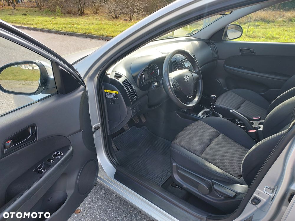 Hyundai i30 1.6 CRDi Comfort - 8