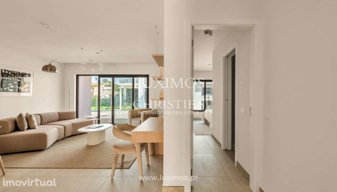Apartamento T3, condomínio privado, para venda, em Carvoeiro, Algarve - Grande imagem: 3/25