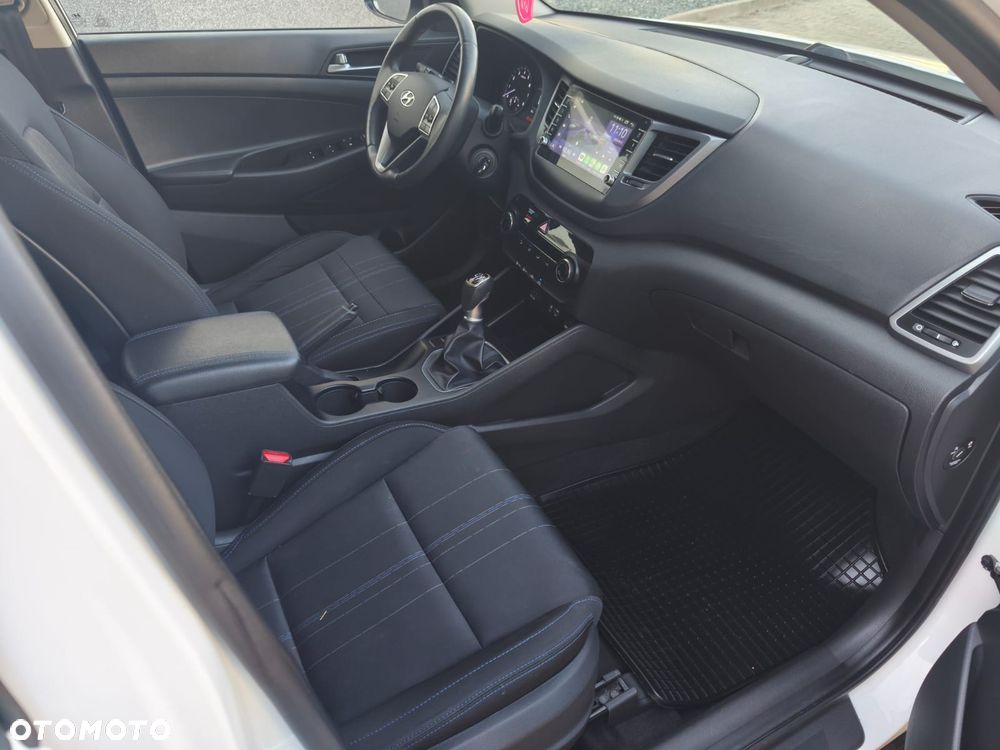 Hyundai Tucson 1.6 GDi 2WD Select - 14