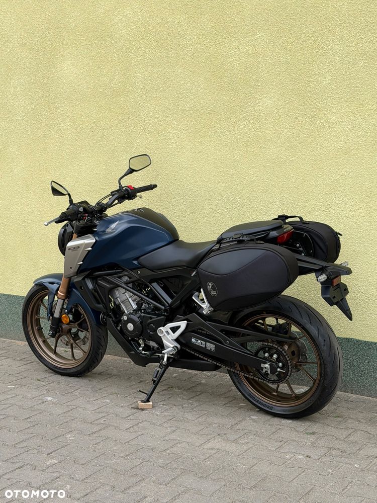 Honda CB - 18