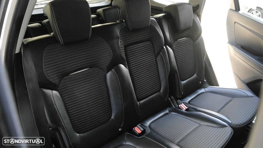 Renault Grand Scénic 1.6 dCi Intens SS - 17