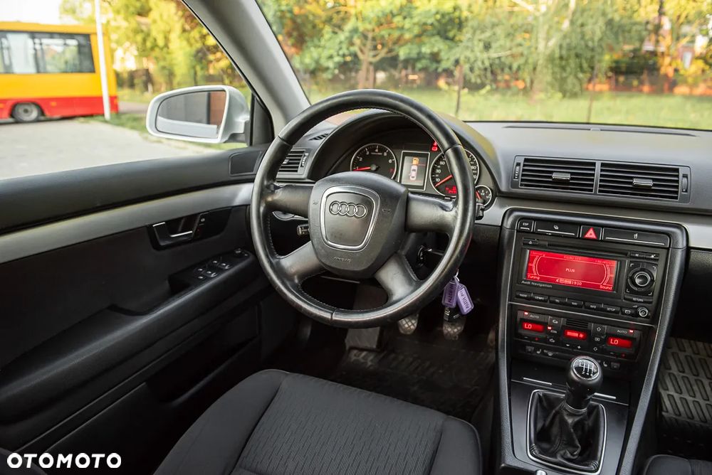 Audi A4 Avant 1.8 T quattro - 23