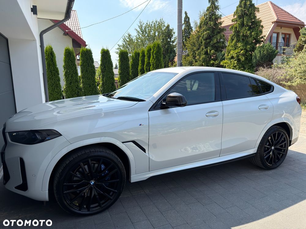 BMW X6 - 11