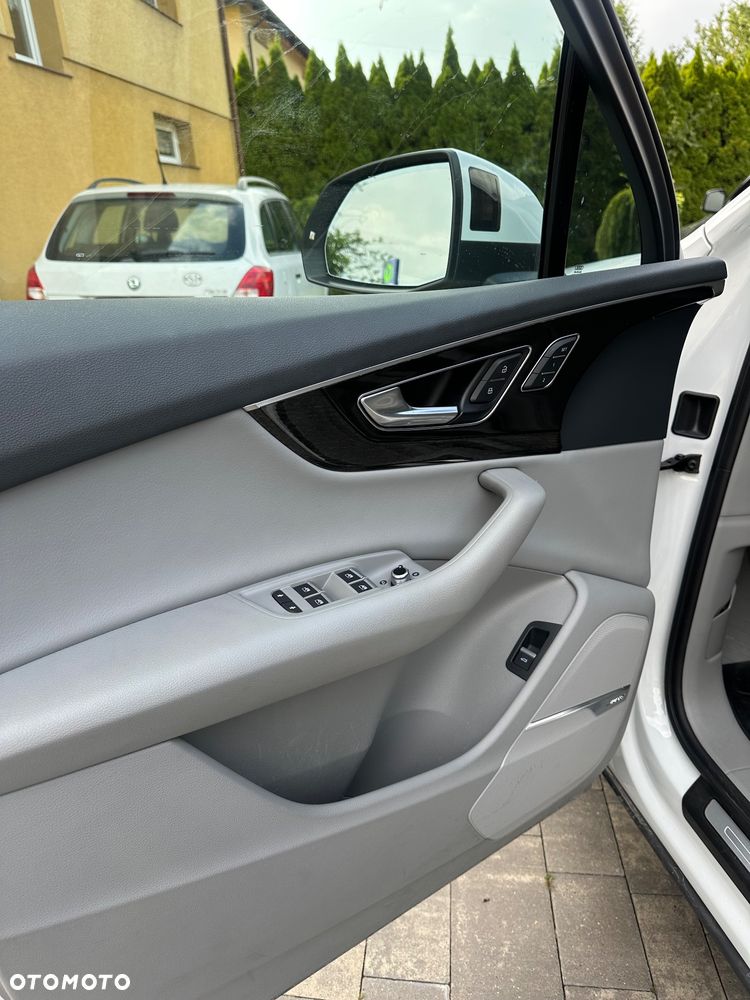 Audi Q7 - 33