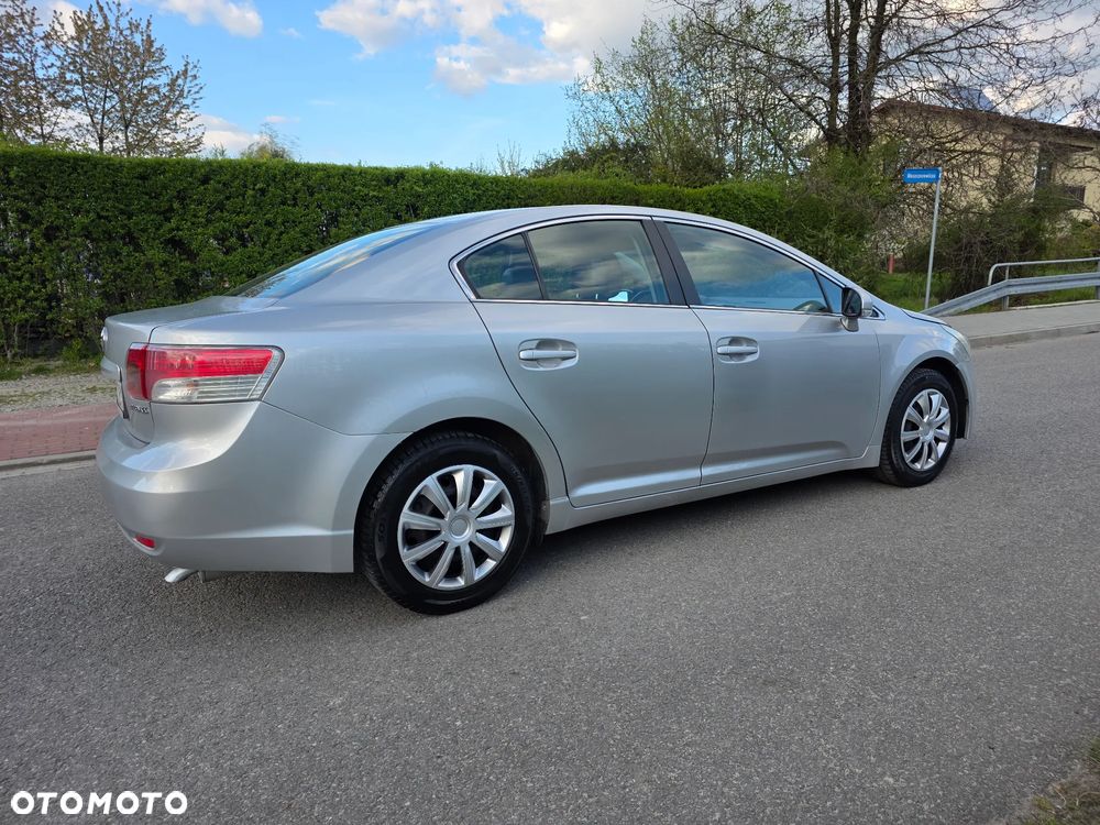 Toyota Avensis 1.8 Multidrive S Comfort - 5