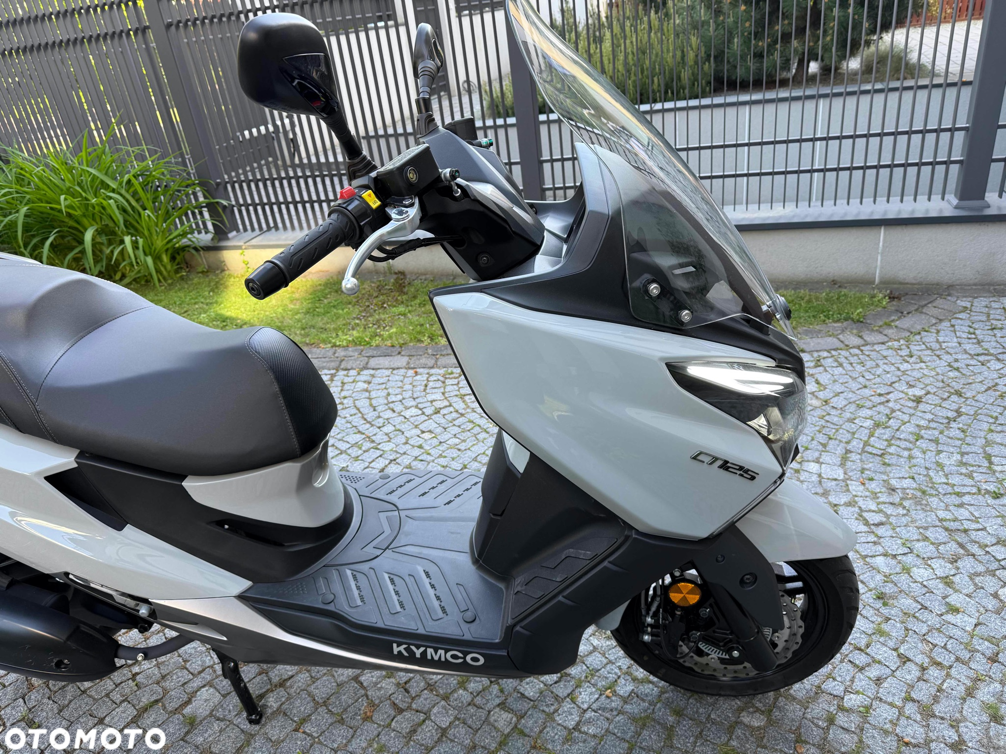 Kymco X-Town - 8