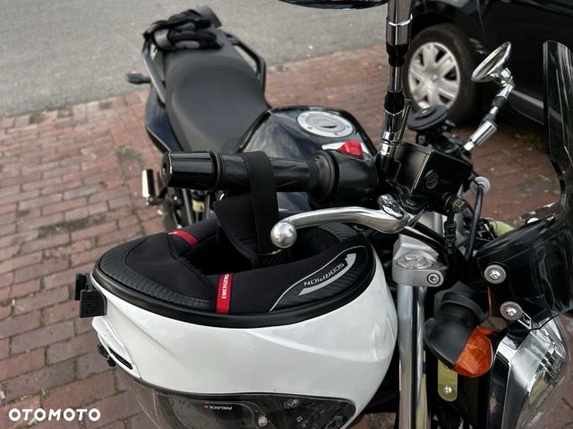 Yamaha FZ6 - 18