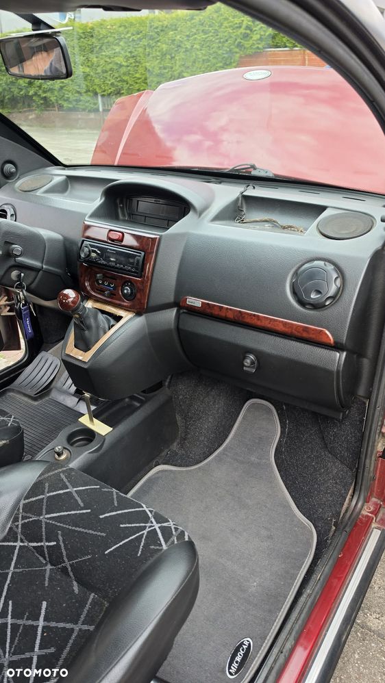 Microcar MC - 11
