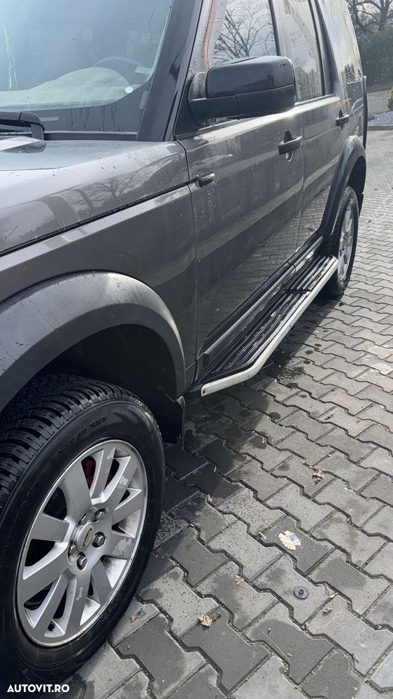 Land Rover Discovery - 4