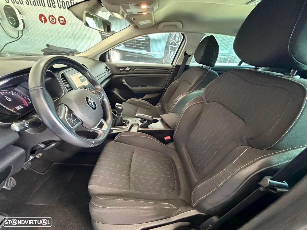 Renault Mégane Sport Tourer 1.5 Blue dCi Intens - 12