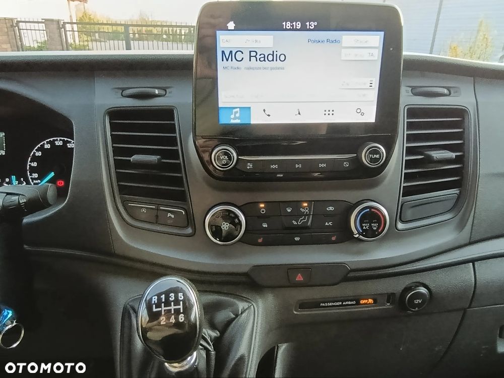Ford TRANSIT CUSTOM - 18
