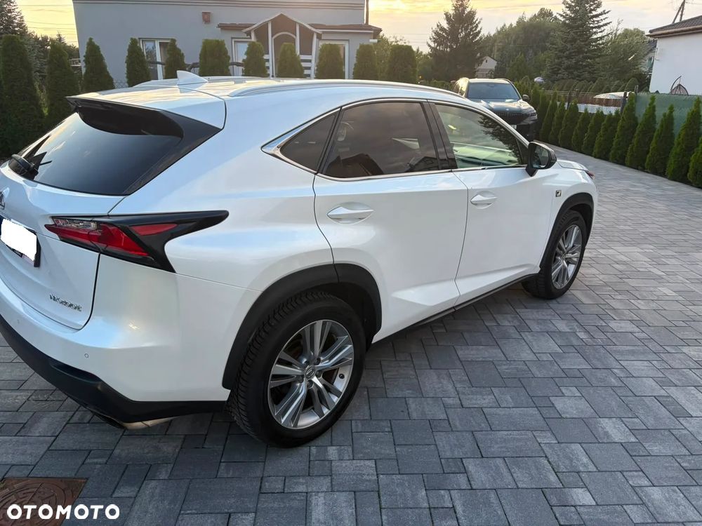 Lexus NX 200t F Sport AWD - 4