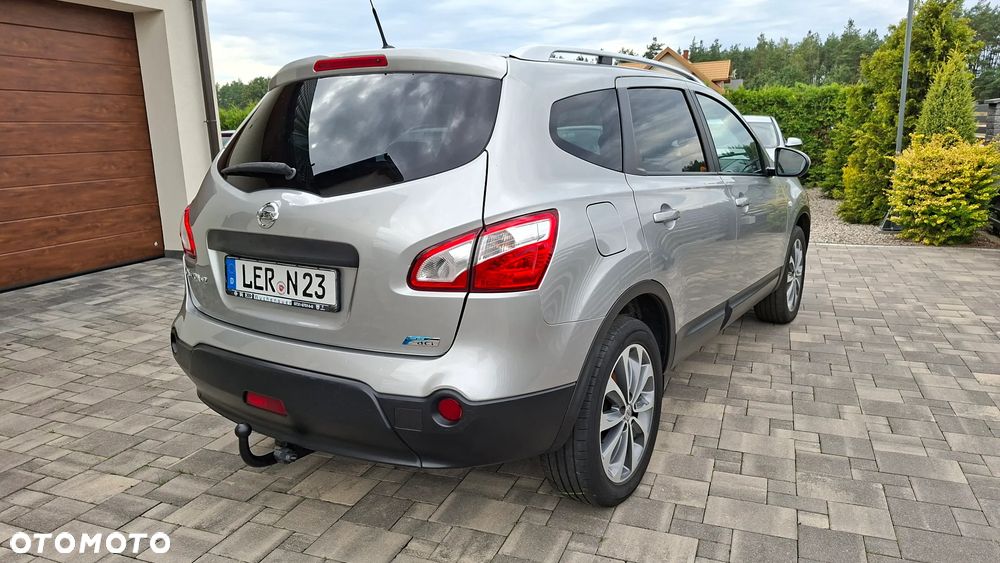 Nissan Qashqai+2 - 4