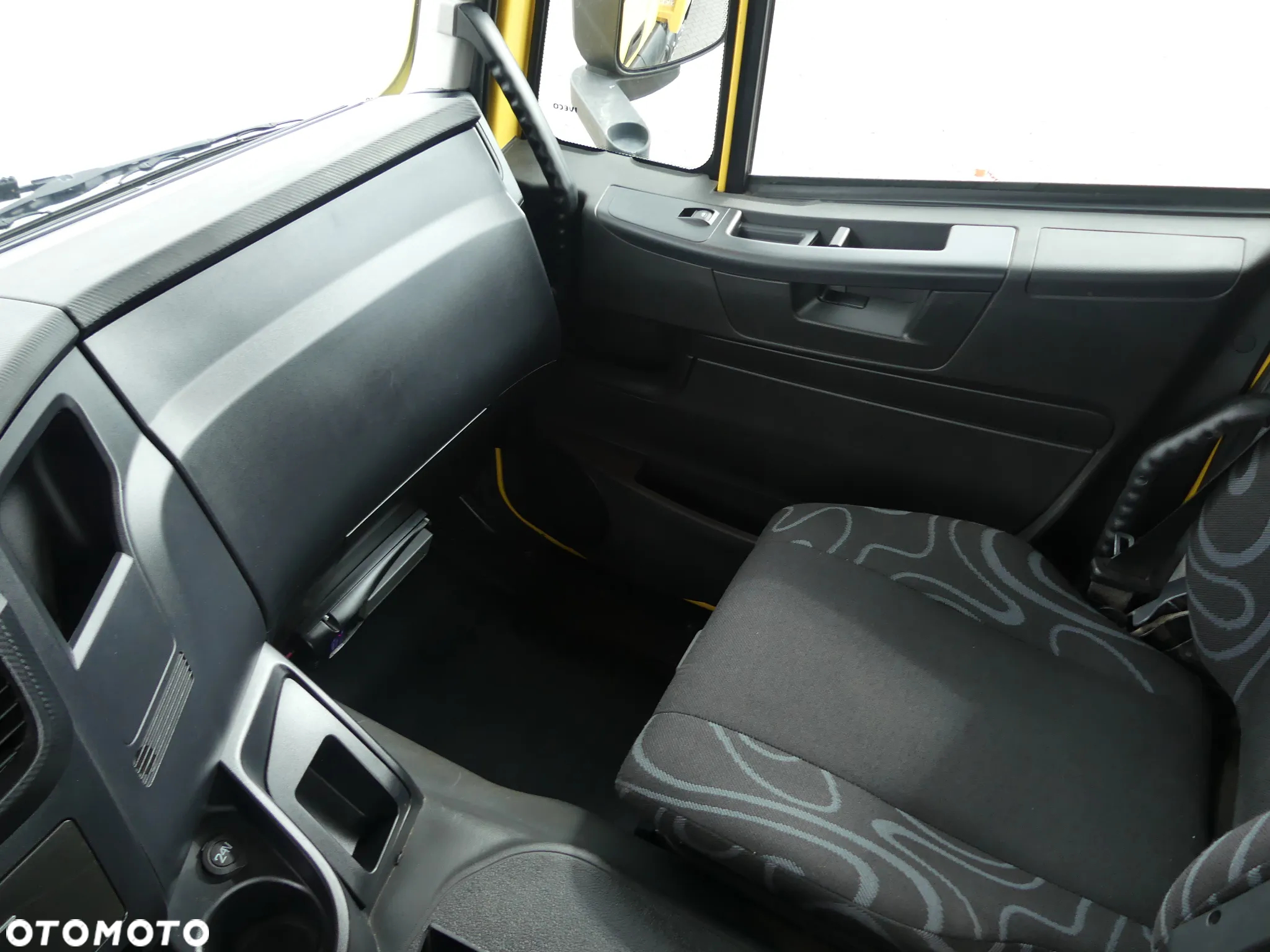 Iveco TRAKKER 450 / 8x4 / EURO 6 / HDS PALFINGER PK 22002-EH / - 30