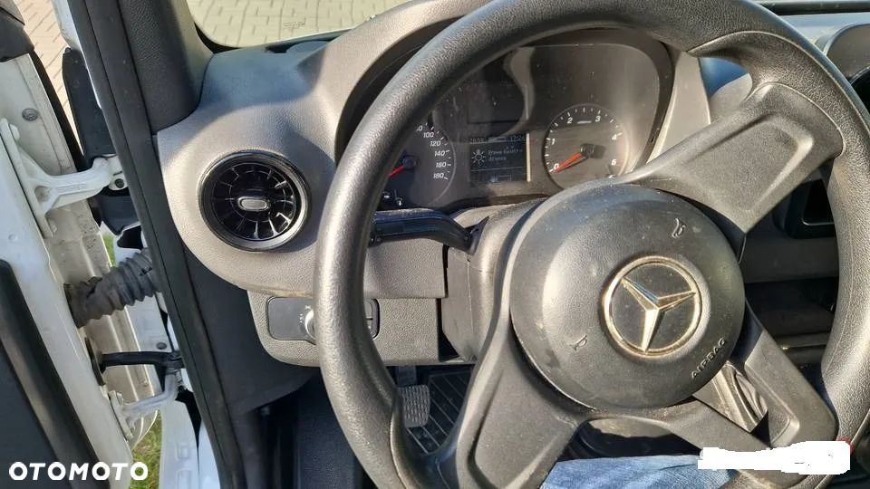 Mercedes-Benz SPRINTER - 10