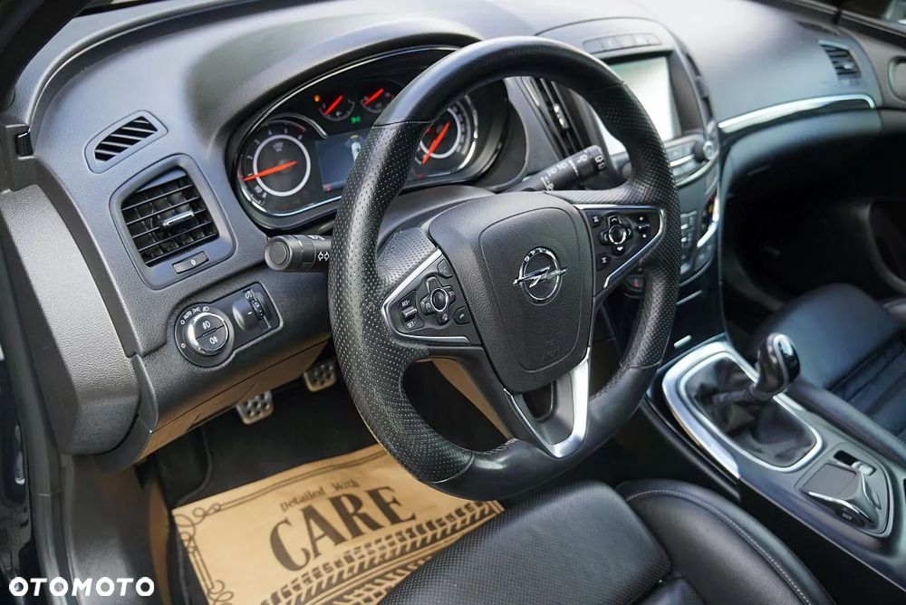 Opel Insignia - 10
