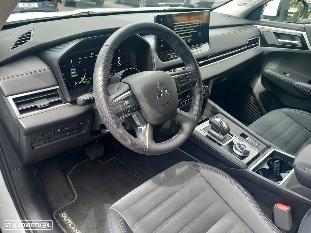 Mitsubishi Outlander 2.4 PHEV Intense - 8