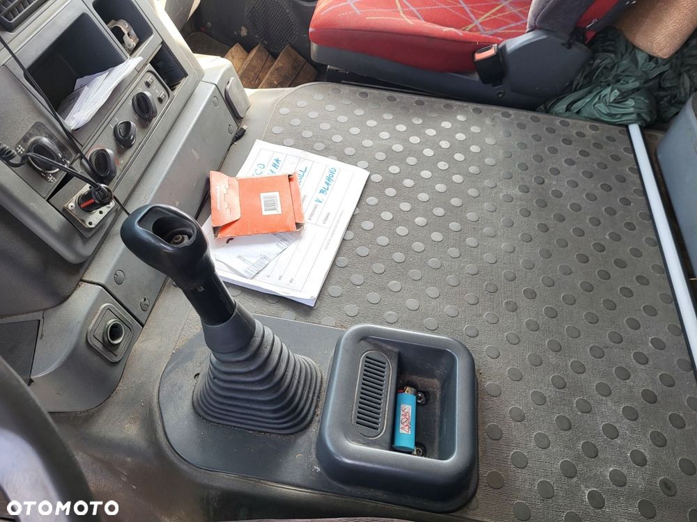 Iveco TRAKKER - 36