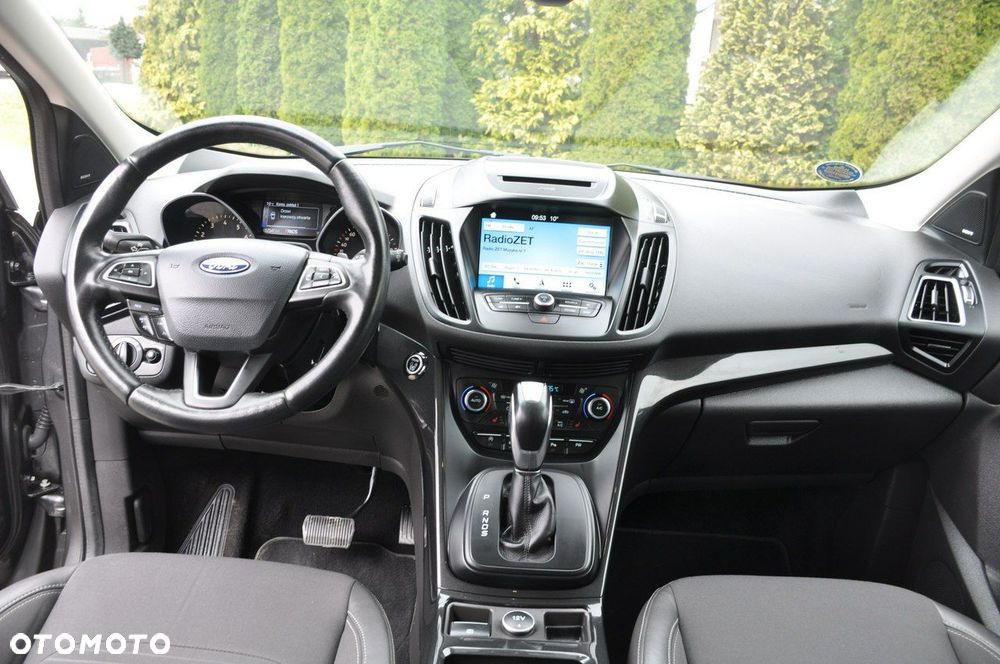 Ford Kuga - 34