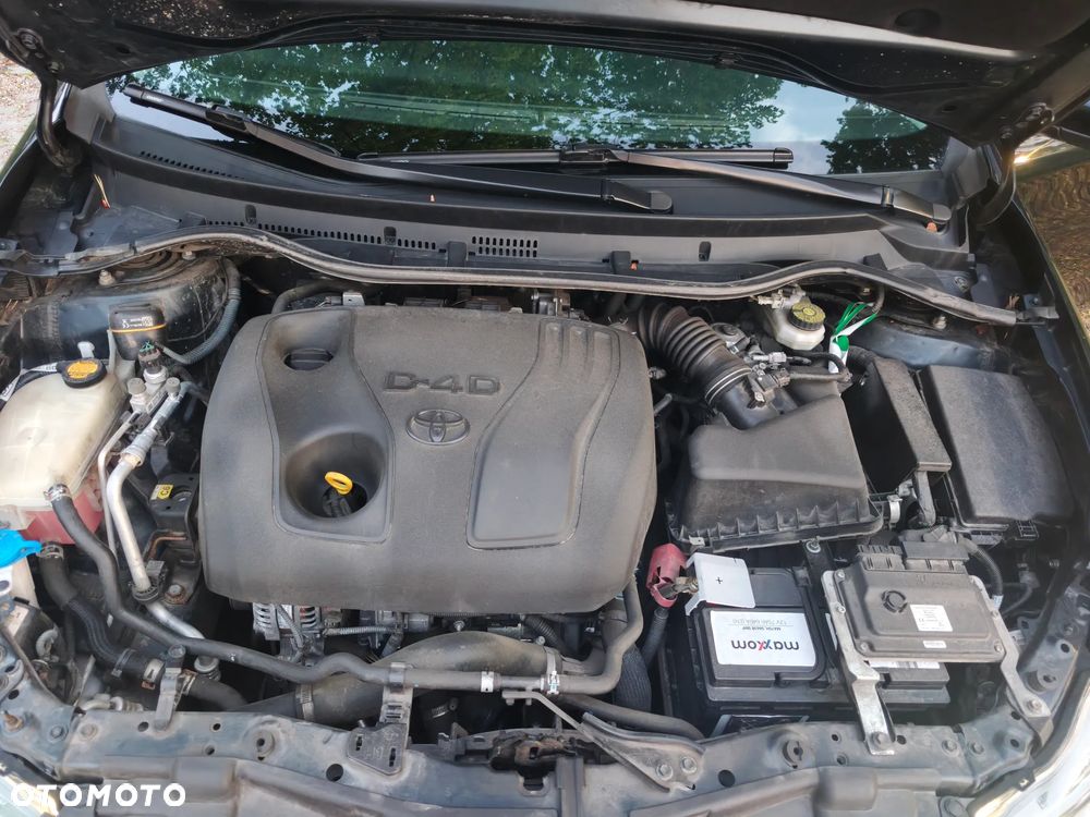 Toyota Auris 1.4 D-4D Premium Comfort - 7