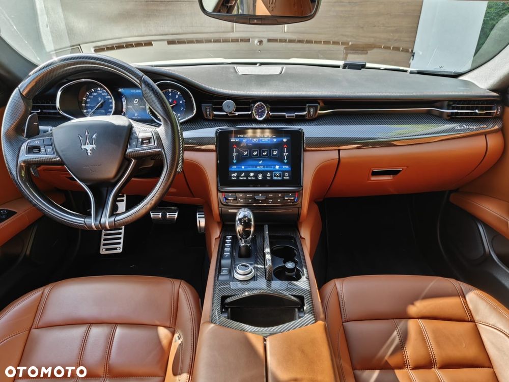 Maserati Quattroporte GTS GranSport - 13