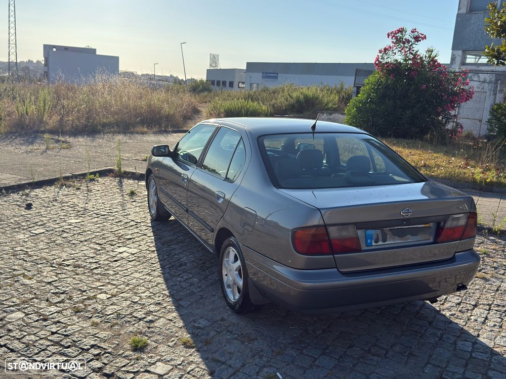 Nissan Primera Sedan 2.0 TD SLX — fotografia 8