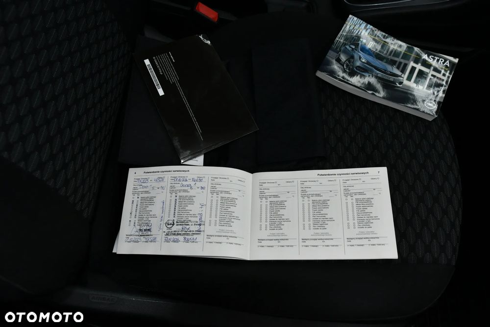 Opel Astra 1.2 T Edition S&S - 28