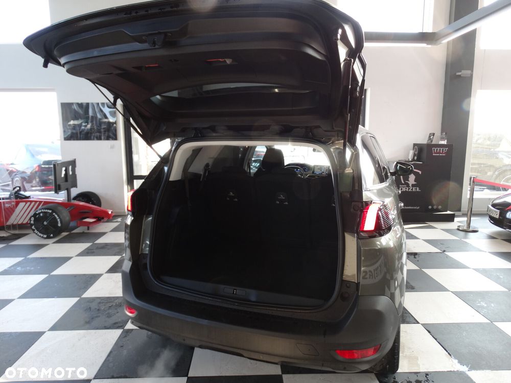 Peugeot 5008 - 27