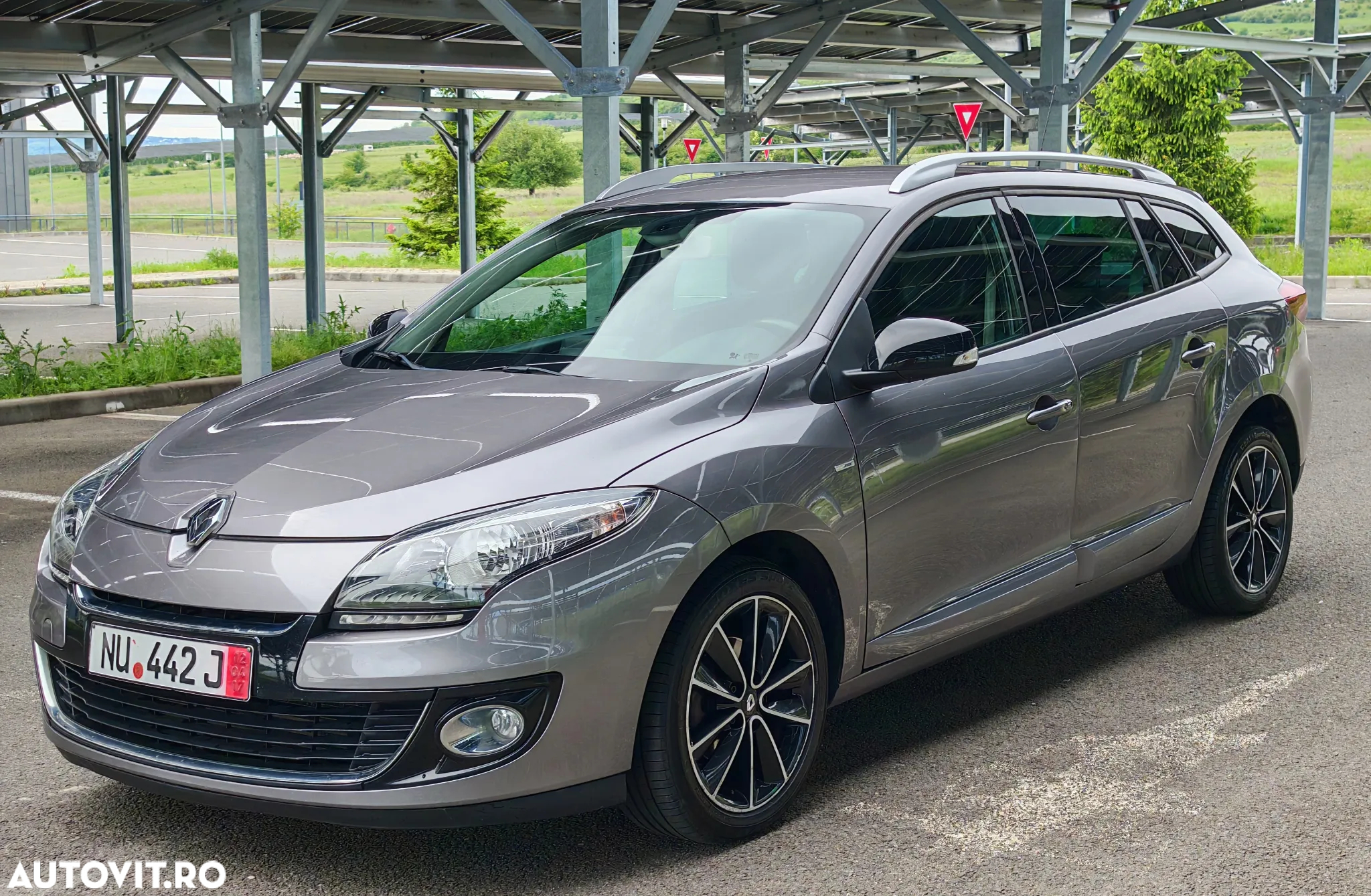 Renault Megane ENERGY dCi 130 BOSE EDITION - 22