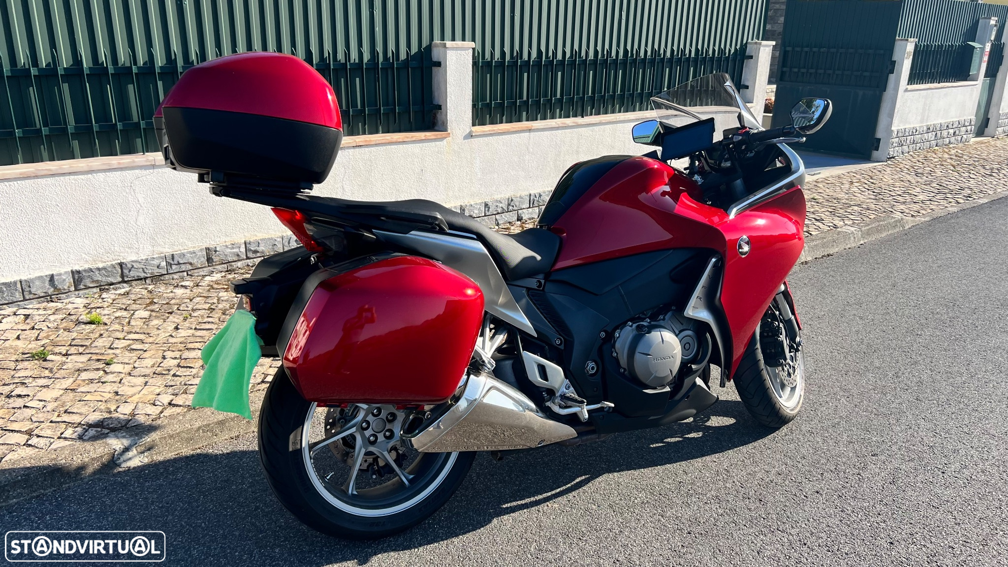 Honda VFR VFR 1200 F - 6