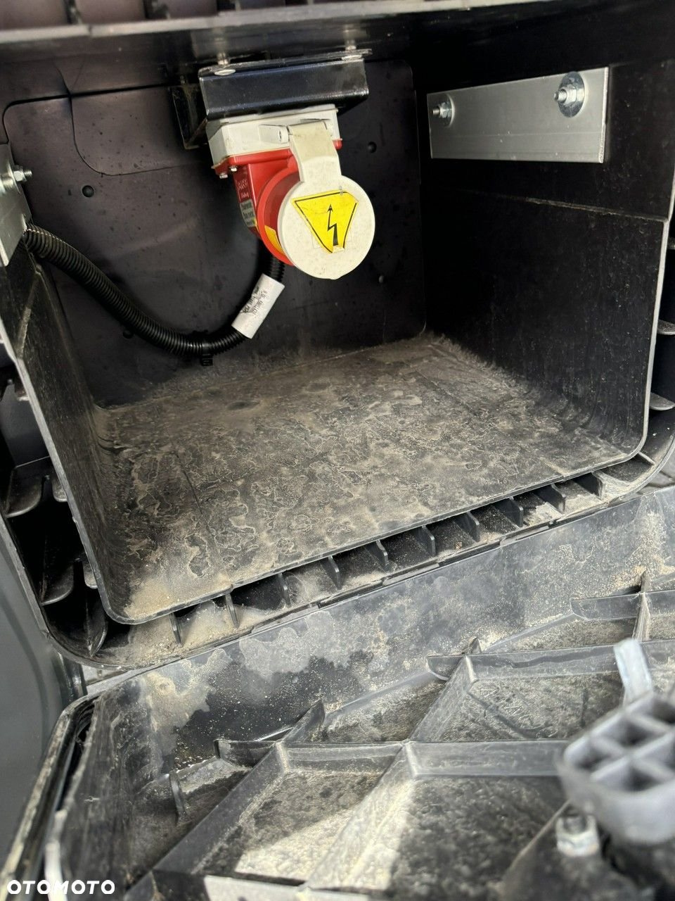 Iveco Daily 70C18 V H - 18