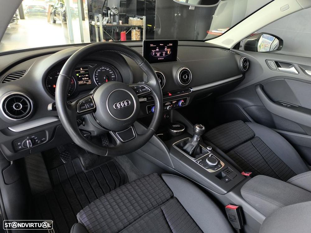 Audi A3 1.6 TDI Sport - 7