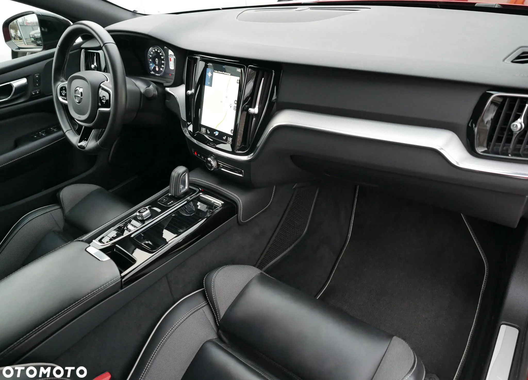 Volvo S60 T8 Recharge AWD Geartronic RDesign - 16