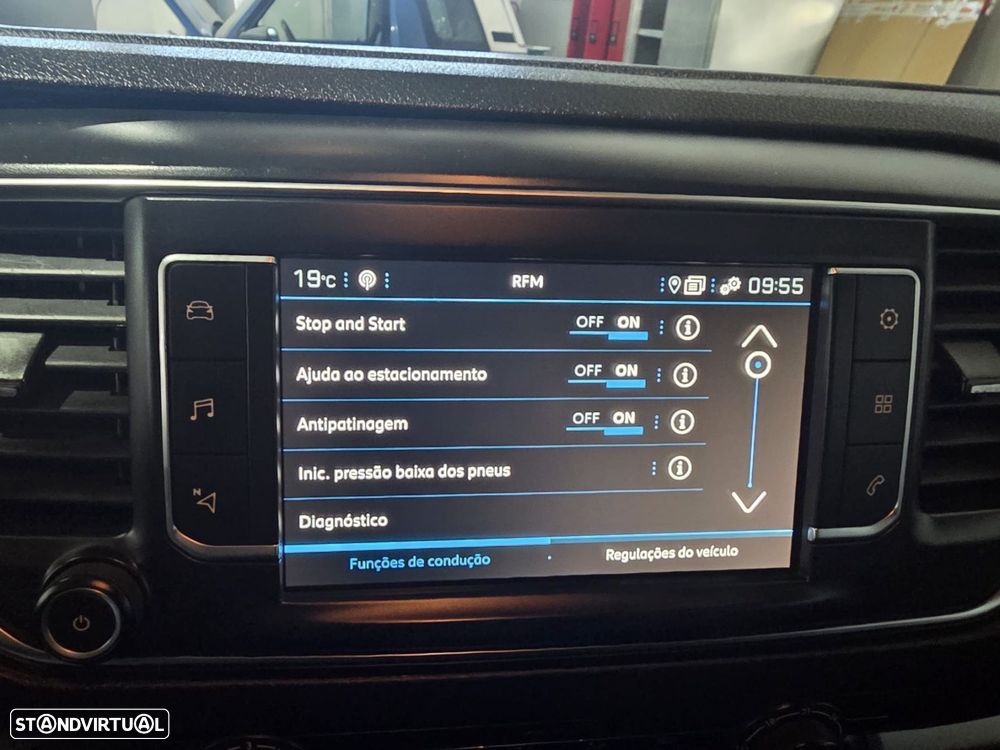 Peugeot Traveller - 14