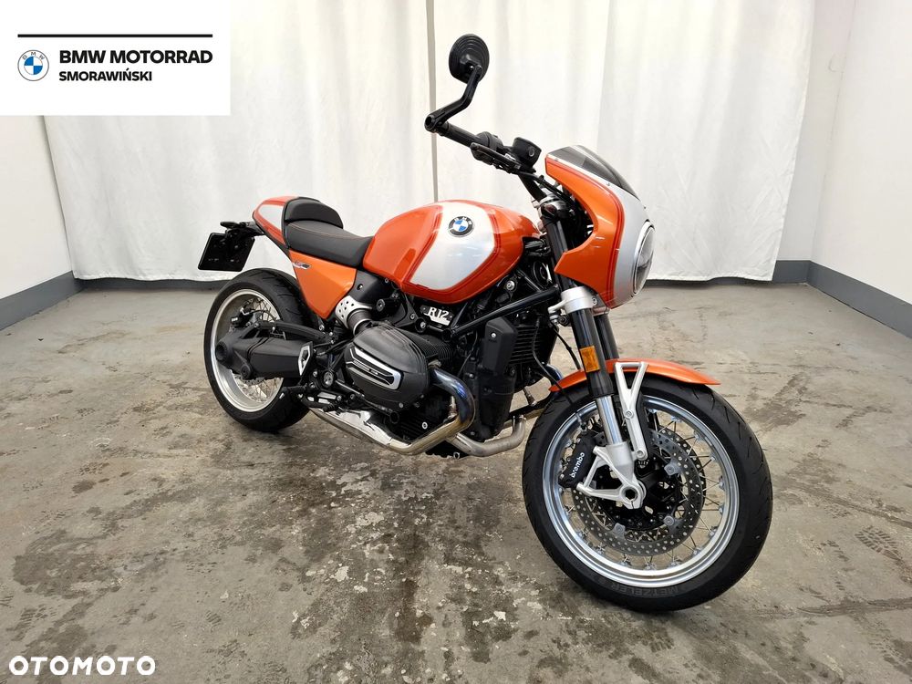 BMW R - 1