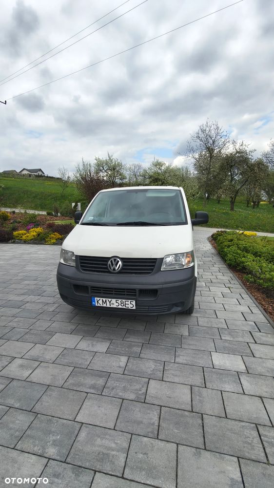 Volkswagen Transporter - 1