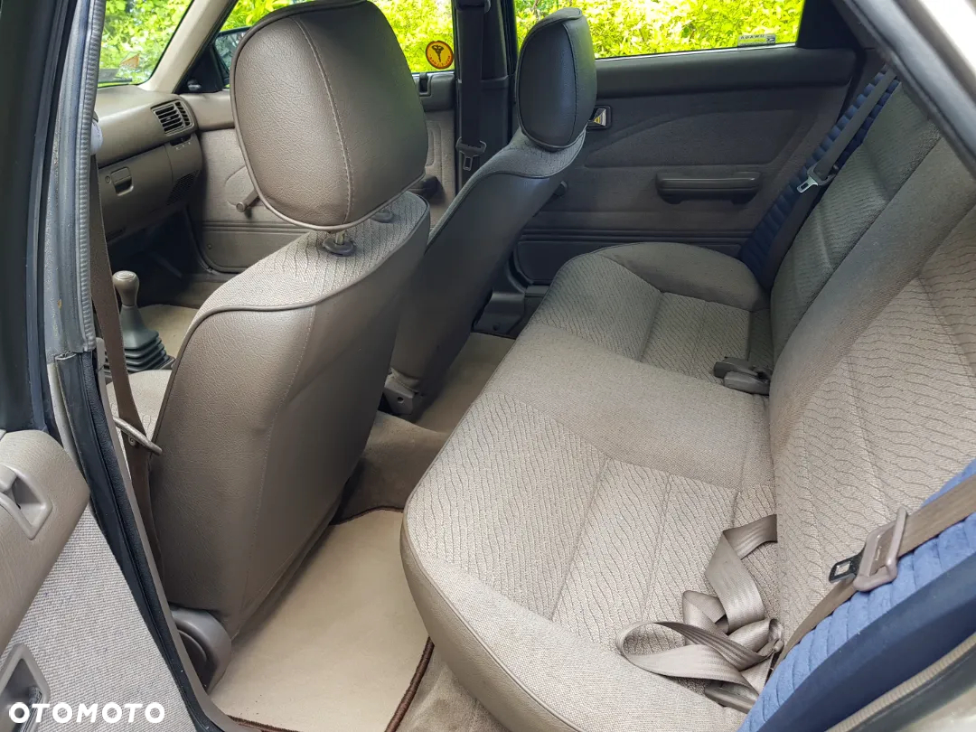 Mazda 626 2.0 D GLX - 6