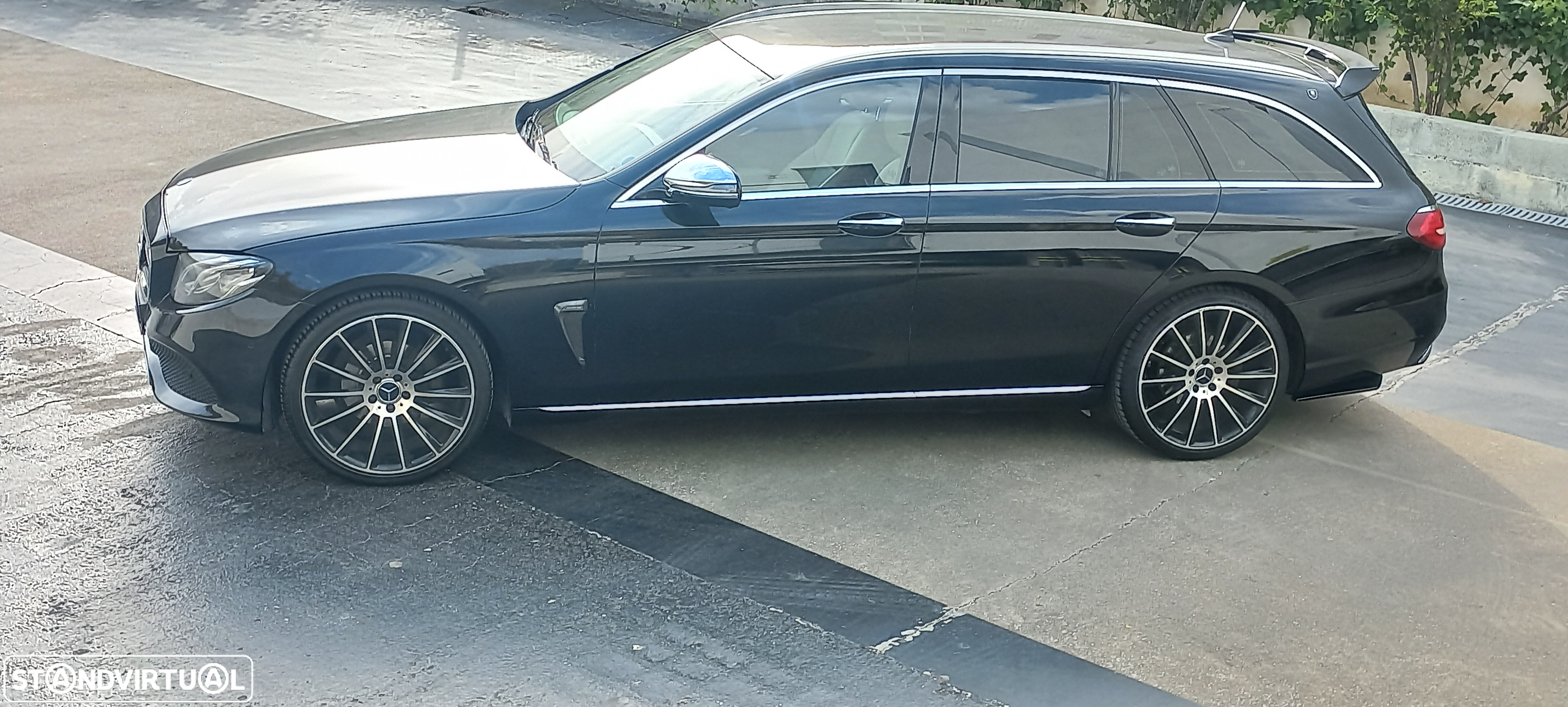 Mercedes-Benz E 200 d AMG Line - 14