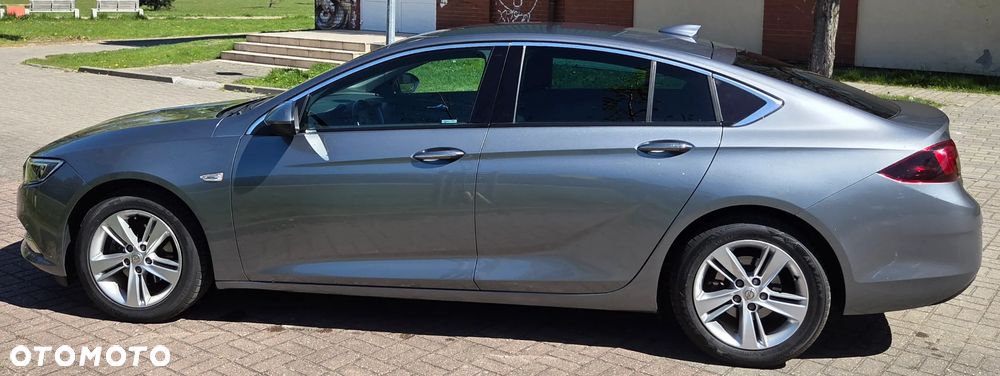 Opel Insignia - 10