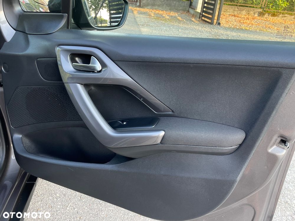 Peugeot 2008 PureTech 110 Stop&Start Active - 19