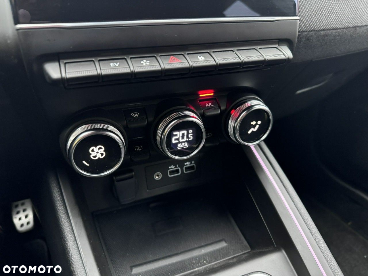 Renault Clio - 20