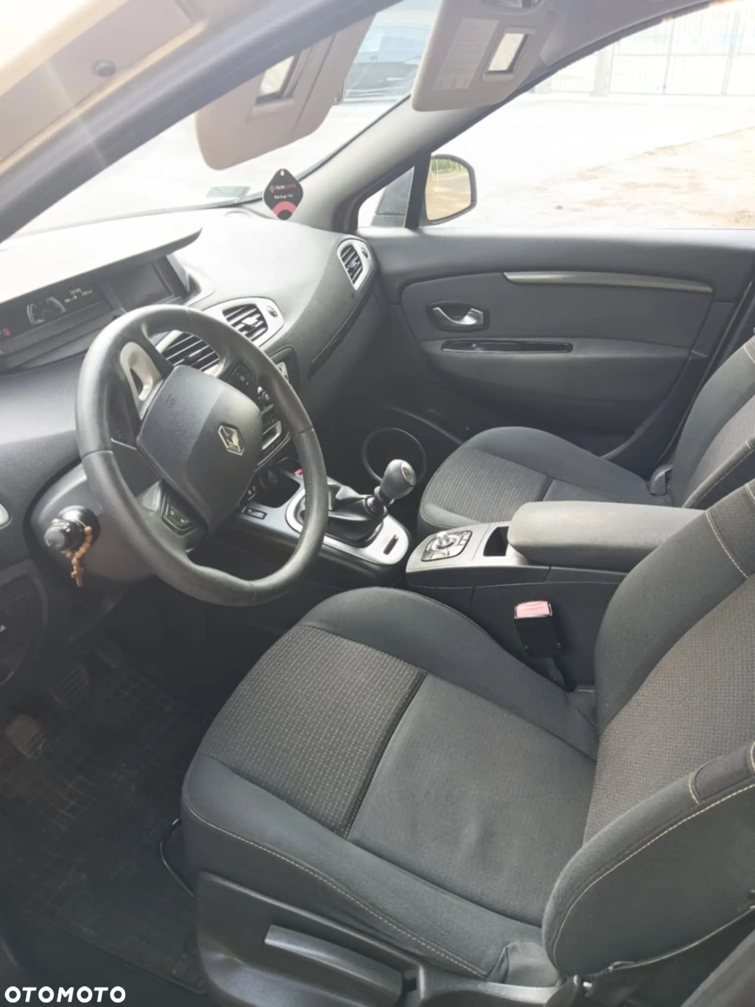 Renault Scenic - 8