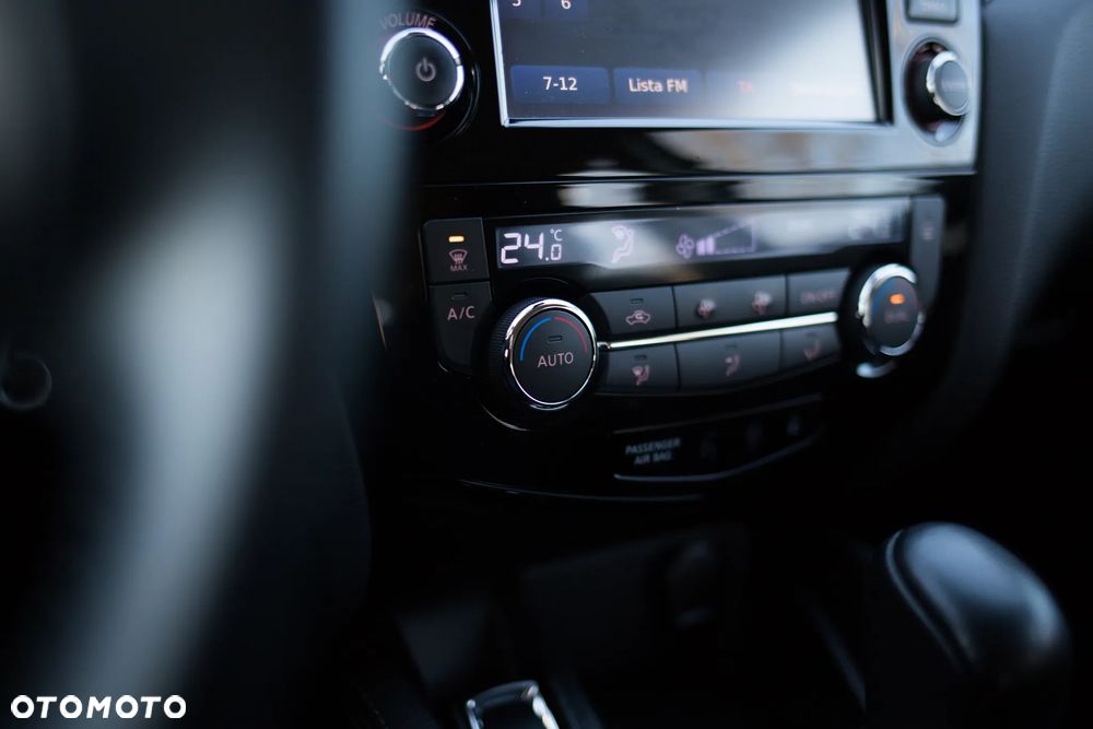 Nissan Qashqai 1.6 DCi Xtronic ACENTA - 14