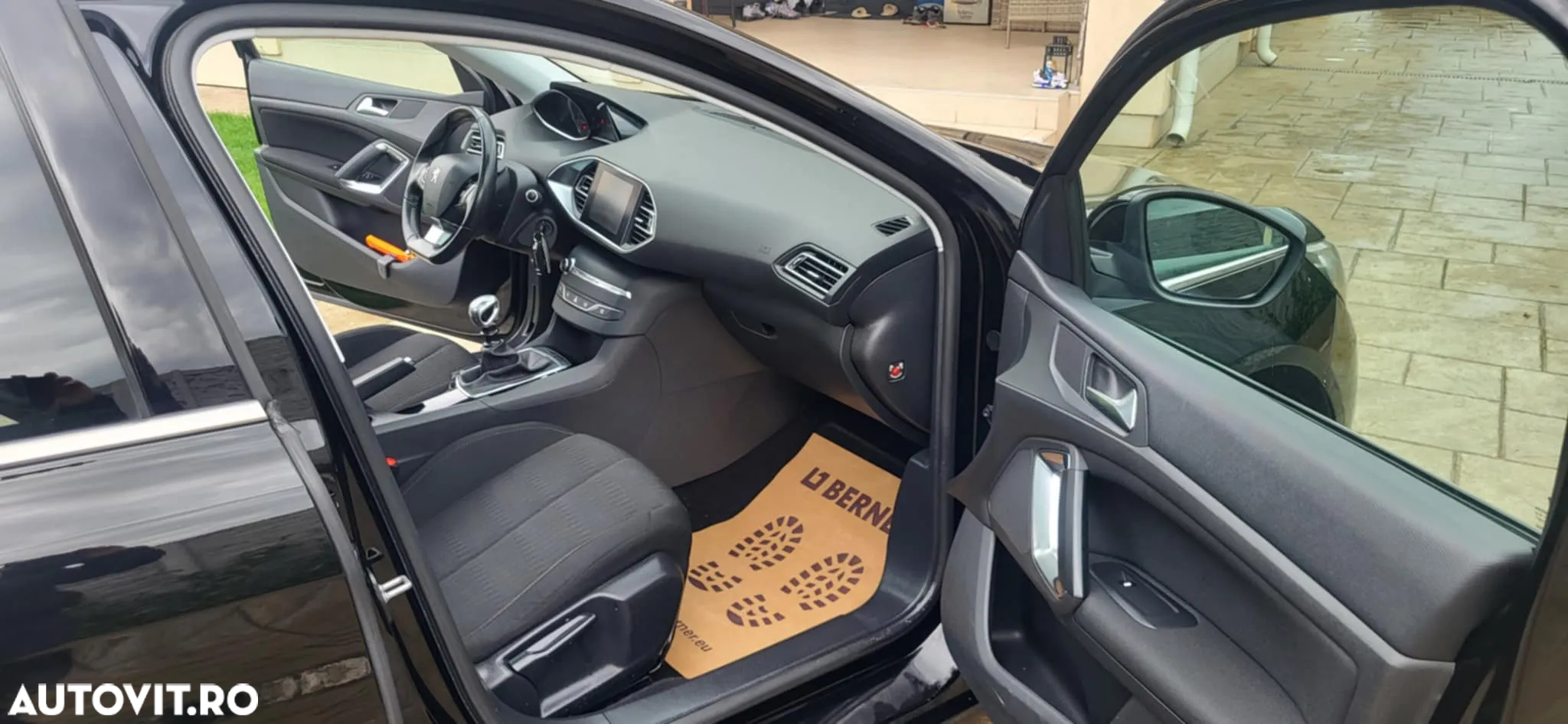 Peugeot 308 - 10
