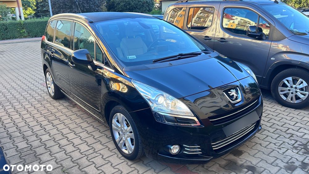 Peugeot 5008 1.6 THP Allure 7os - 1