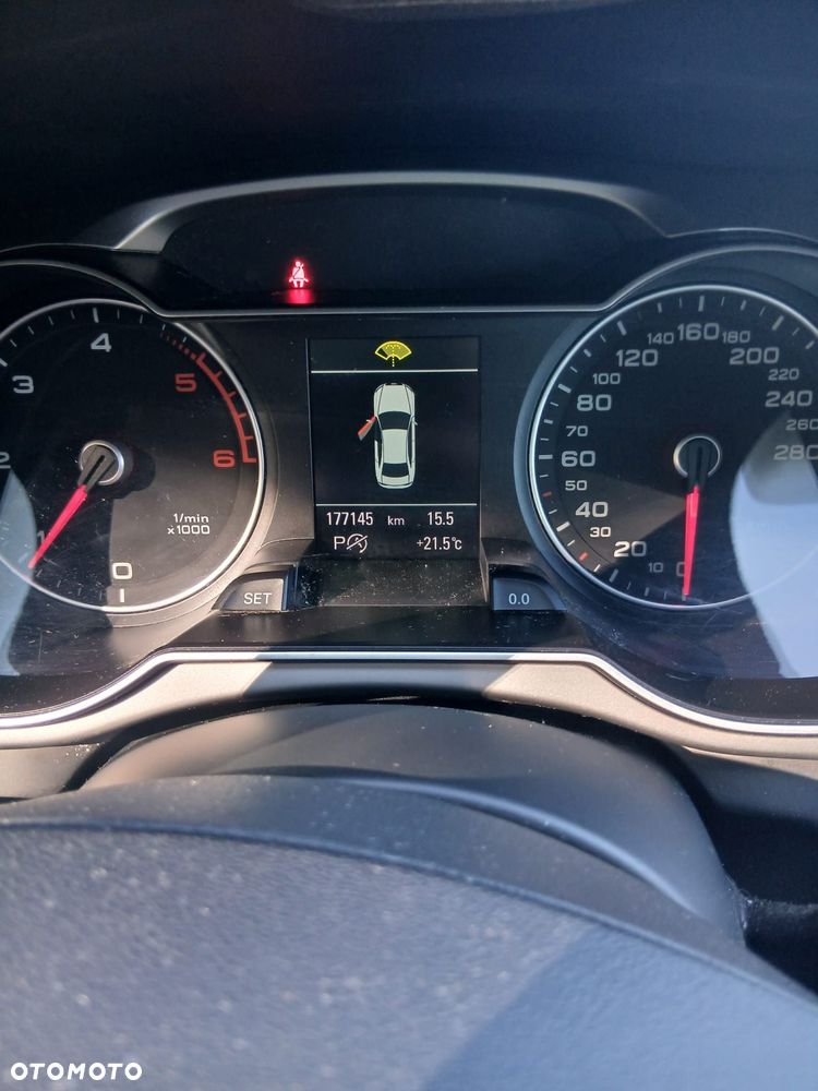 Audi A4 Limousine - 9