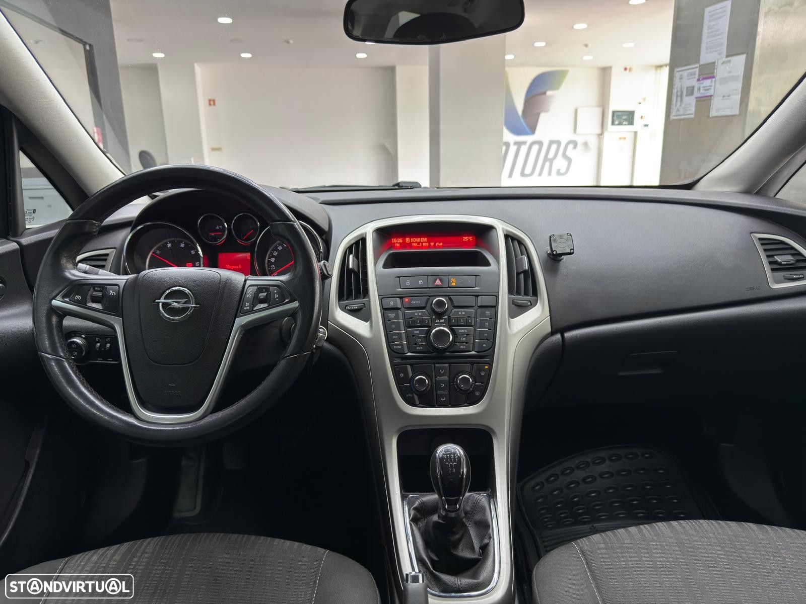 Opel Astra 1.3 CDTi Cosmo - 22