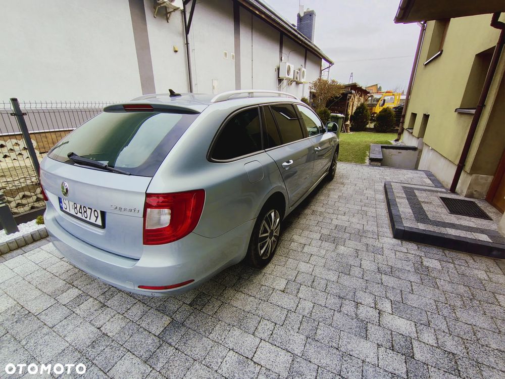 Skoda Superb 1.8 TSI Comfort - 4