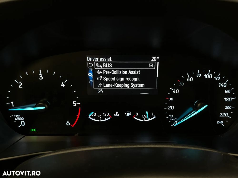 Ford Focus 1.5 EcoBlue Titanium - 21